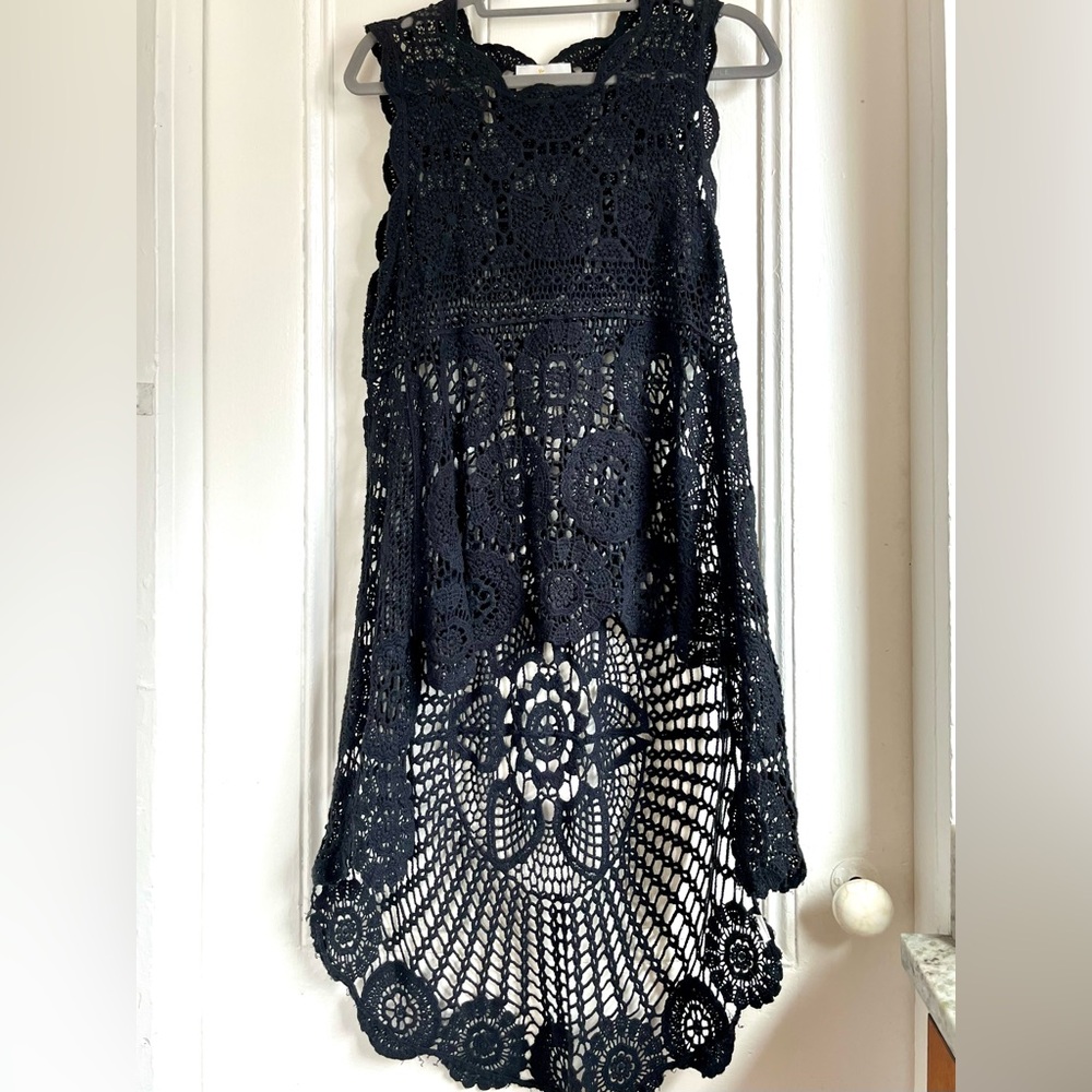 Stunning high-low black cotton crotchet tunic, small